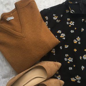 VINTAGE | Gorgeous 90s Lambswool Camel Sweater